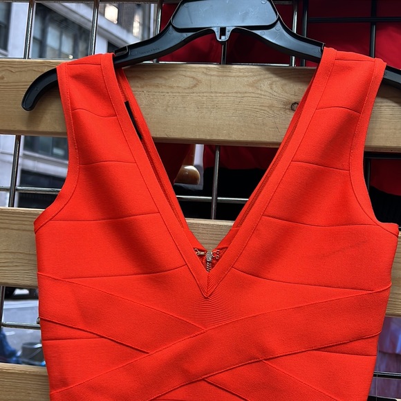 NWT,Bebe Classic Bandage V-Neck Midi Dress,cherry - Picture 4 of 17